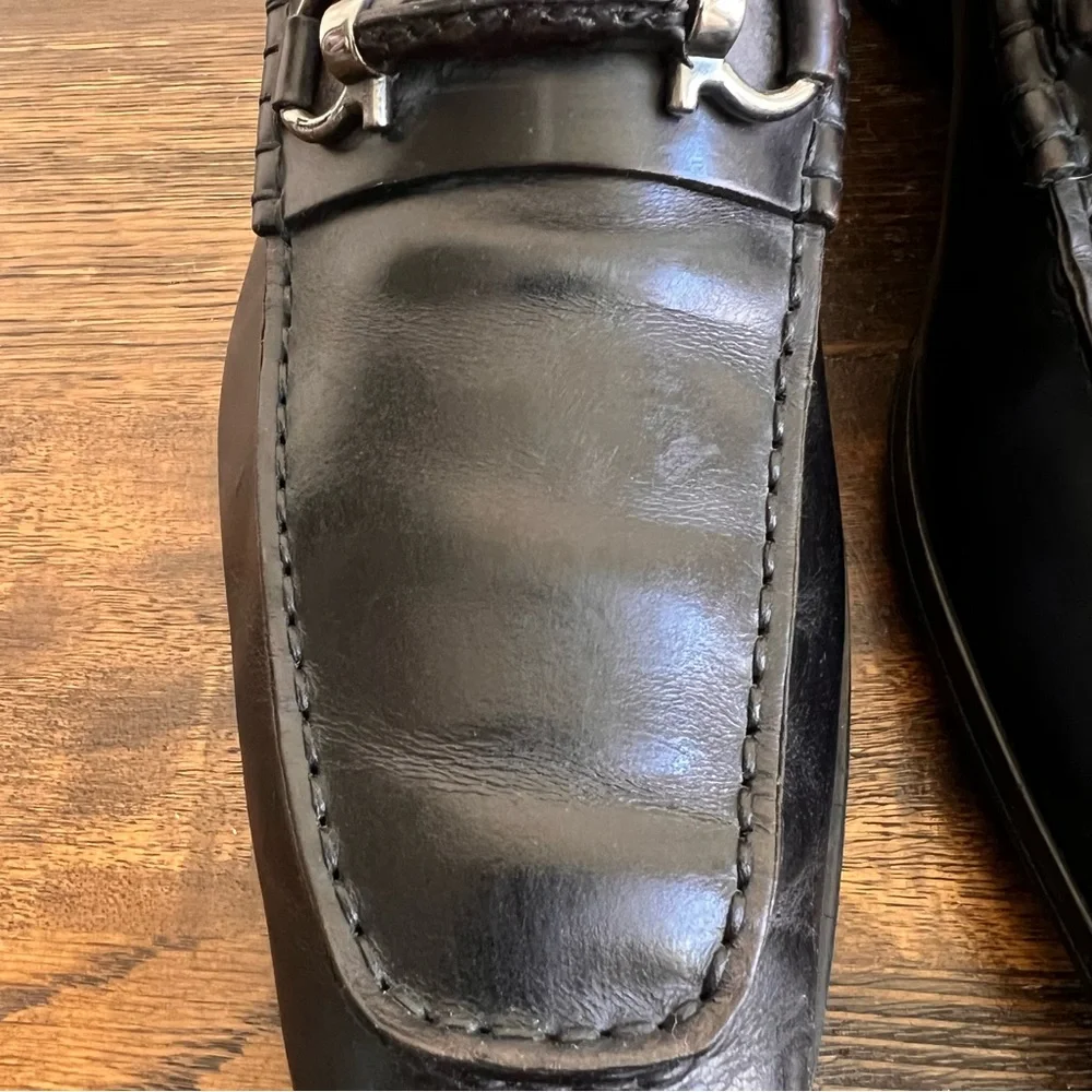 Salvatore Ferragamo Gancini Black Calf Leather Mens Loafers US8.5 D
